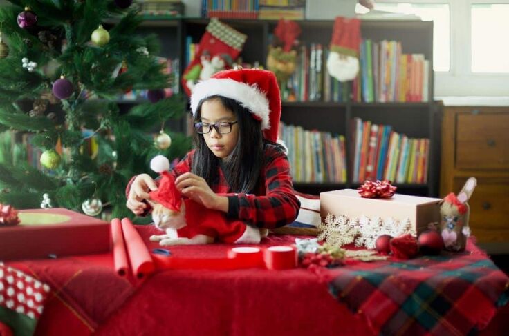 Girl with ept doing holiday stuff